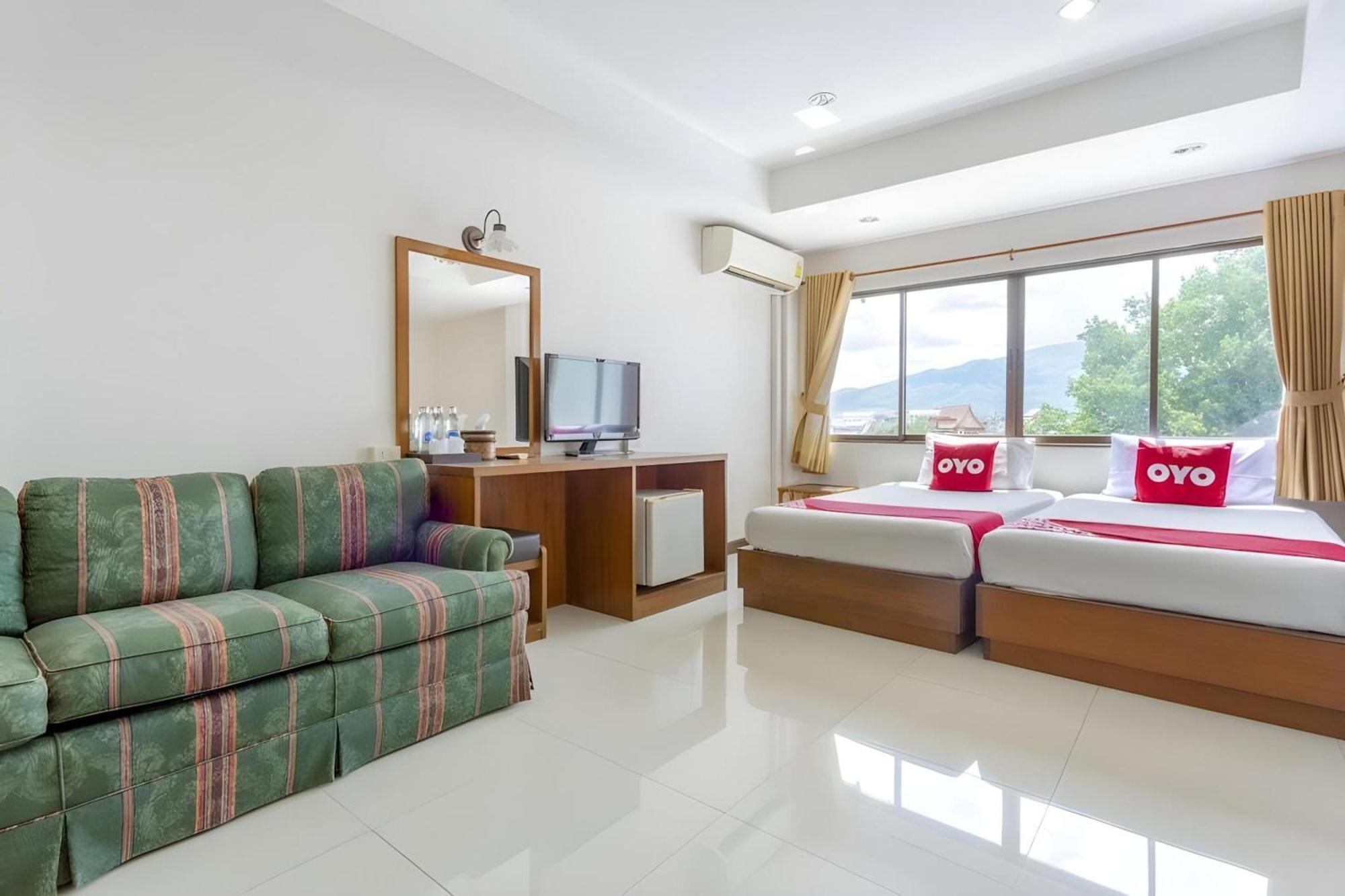 OYO 1096 Winner Inn Hotel Chiang Mai Eksteriør bilde