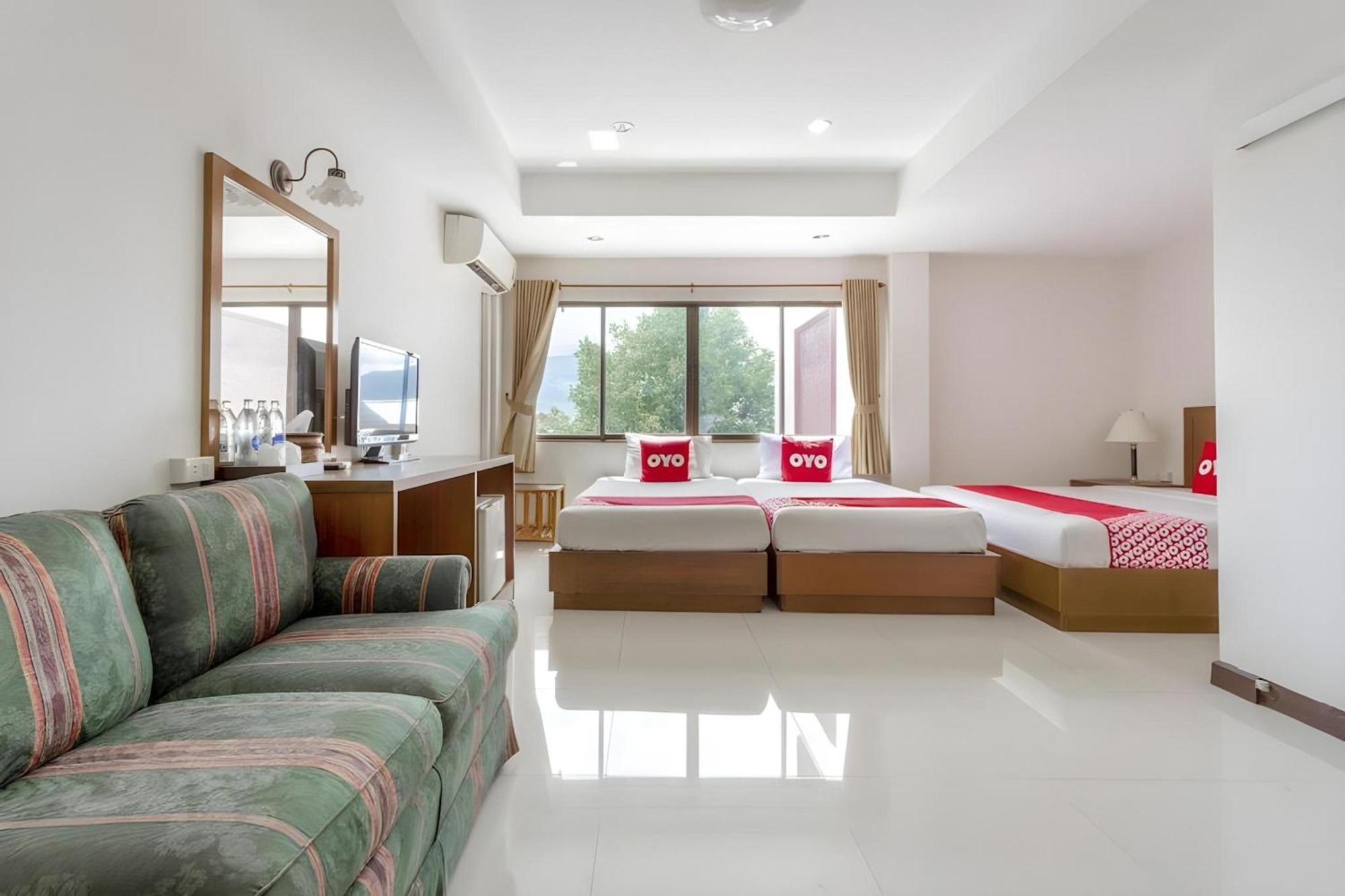OYO 1096 Winner Inn Hotel Chiang Mai Eksteriør bilde